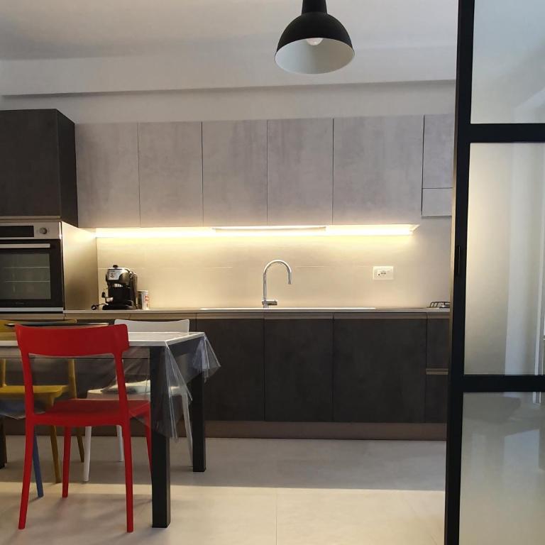 Casa consiglia - Appartamento con 2 Camere da Letto - 9
