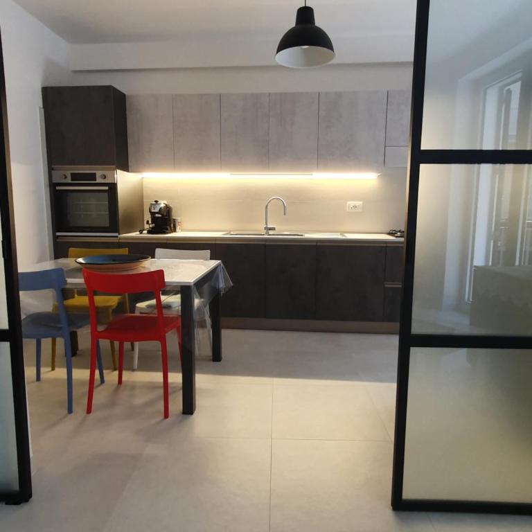 Casa consiglia - Appartamento con 2 Camere da Letto - 8