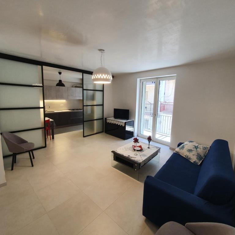Casa consiglia - Appartamento con 2 Camere da Letto - 6