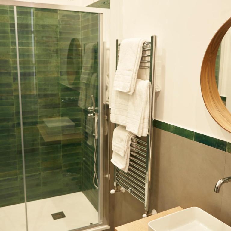 Ballarò Guest House - Camera Matrimoniale con Bagno Privato - 2