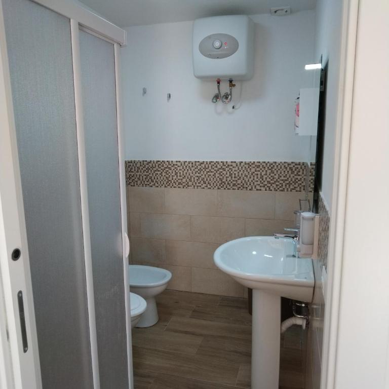 IGIEA ROOMS - One-Bedroom House - 12