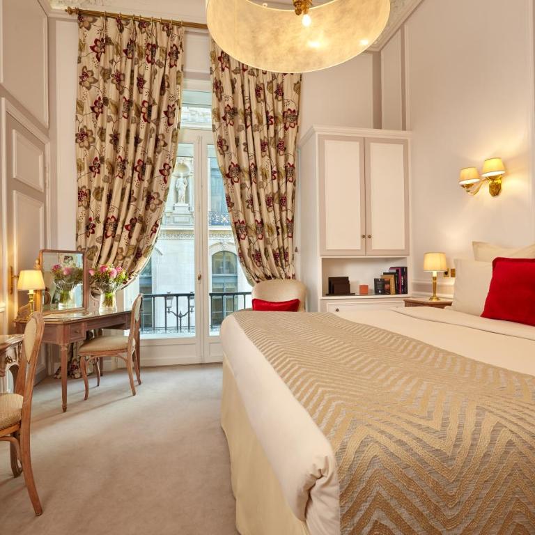 Hôtel Regina Louvre - Chambre Prestige - Côté Louvre et Tour Eiffel - 2