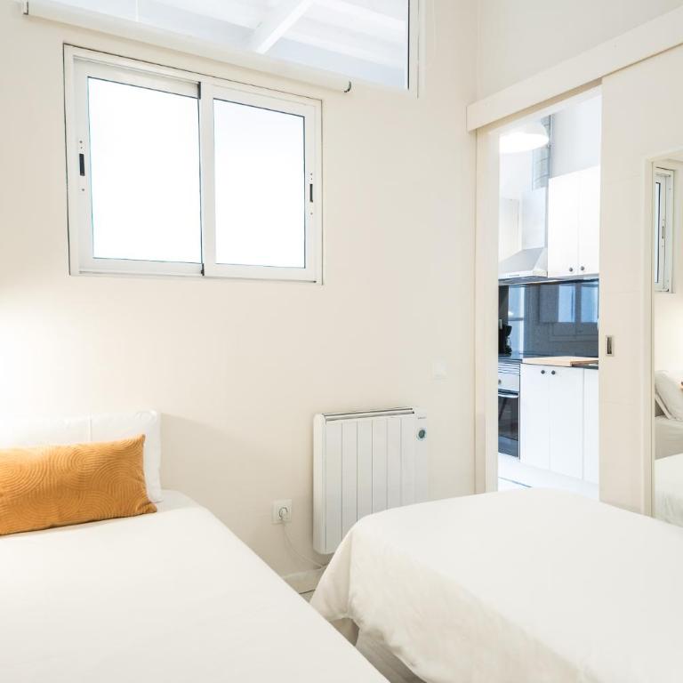 Sunny Terrace Apartment in Gracia, Barcelona - Local Lifestyle - Two-Bedroom Apartment - 13