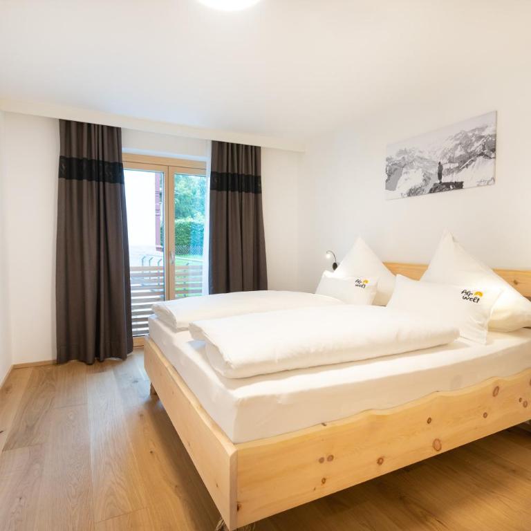Alpwelt - Ferienwohnung mit 2 Schlafzimmern – 330 - 2