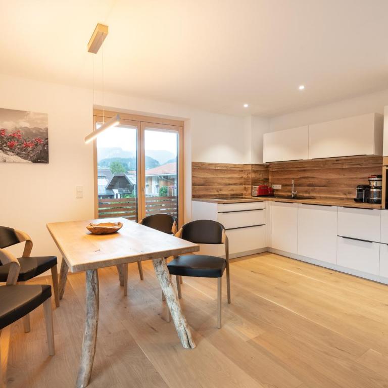 Alpwelt - Ferienwohnung mit 2 Schlafzimmern – 360 - 2
