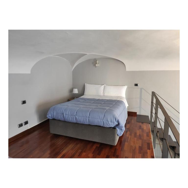 Alessandra's Home - One-Bedroom Apartment - 11