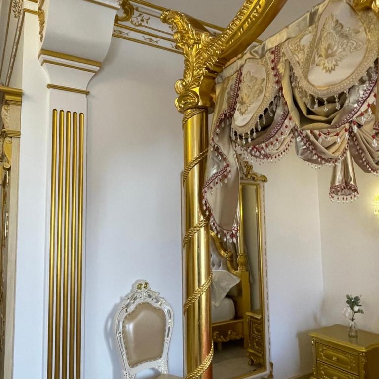 Suite Impériale Église du Couvent - Deluxe Family Suite - 10