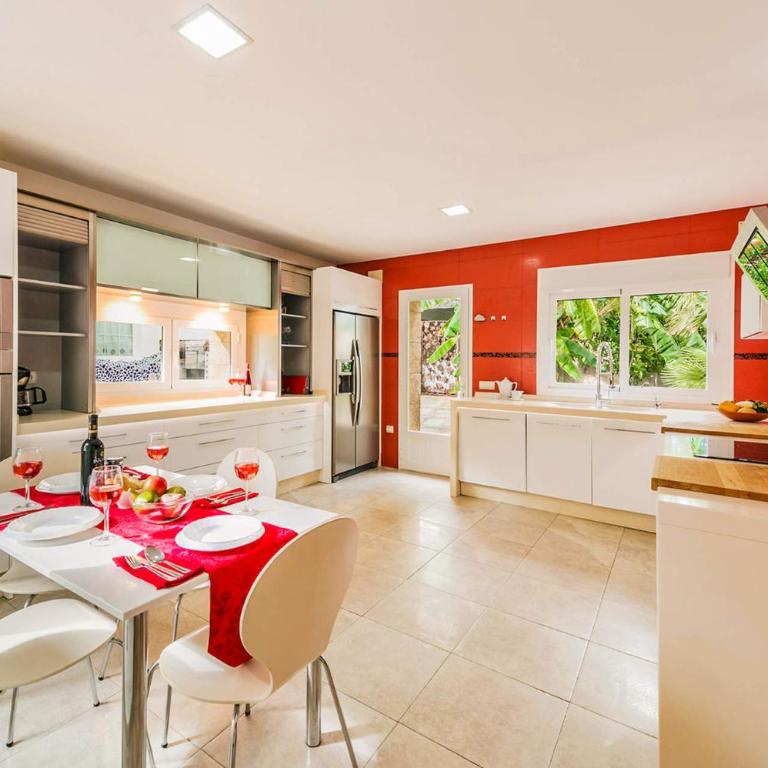 Villa Silvasol by Villa Plus - Villa - 6