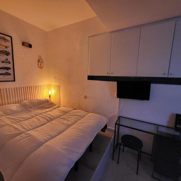 Estudio III Loft, La Pineda, Salou, playa, Port Aventura con Piscina - One-Bedroom Apartment - 11