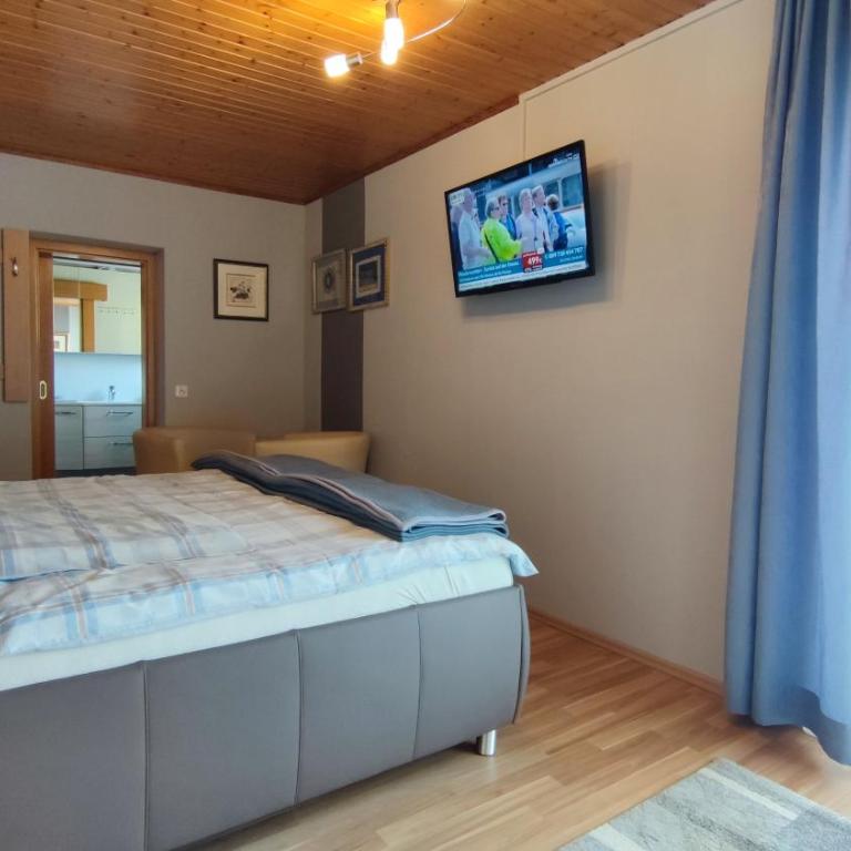 Ferienparadies Gutounik - Doppelzimmer mit Balkon oder Terrasse - 3