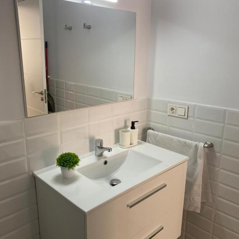 APARTAMENTOS MARMOLES CENTRO - Apartamento con balcón - 7