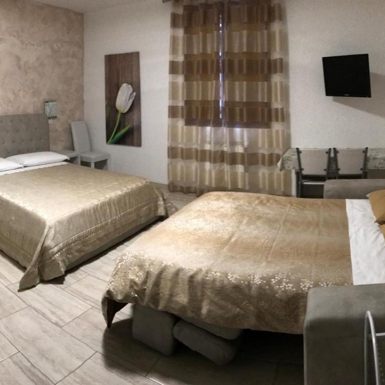 Affittacamere V Torre V Nigrisoli a Porta San Vitale - Luxury Triple Room - 6