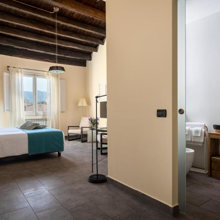 Palazzo Sant'Agostino - Suite with Balcony - 10