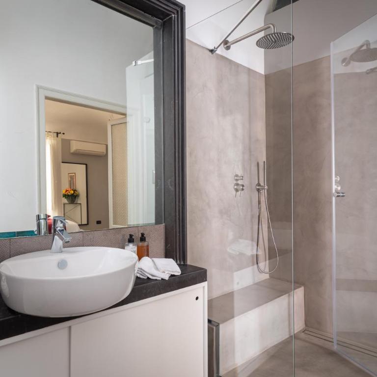 Palazzo Sant'Agostino - Suite with Balcony - 7