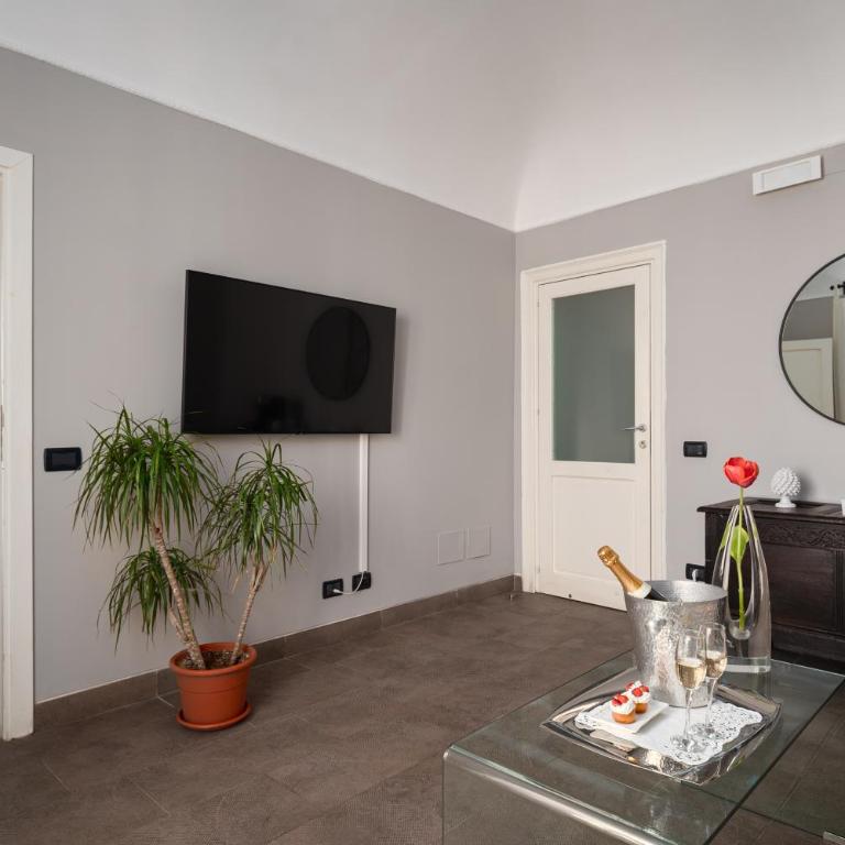 Palazzo Sant'Agostino - Suite with Balcony - 16