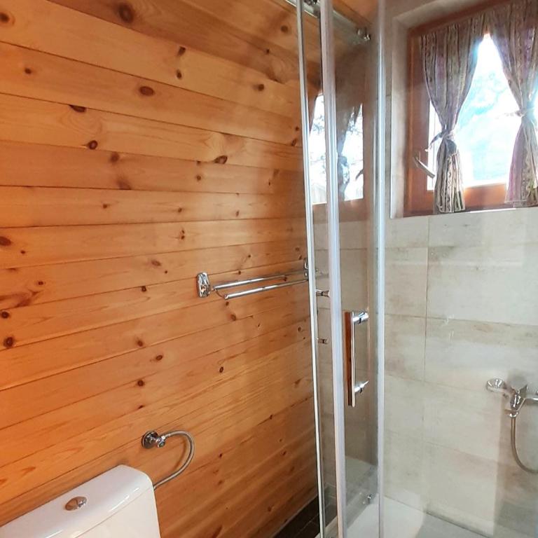 El Paso City, Zlatibor - Unique Wooden Cottages, Treehouse, Wild West Rooms, accommodation 1-6 people - Indijanski Šator – Tipi Deluks - 9