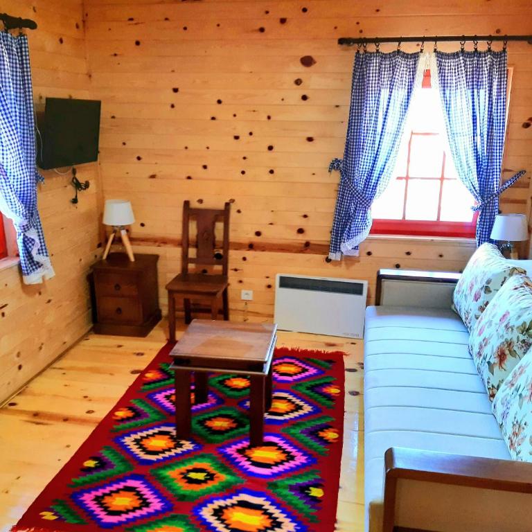 El Paso City, Zlatibor - Unique Wooden Cottages, Treehouse, Wild West Rooms, accommodation 1-6 people - Drvena Koliba sa Dve Spavaće Sobe - 7