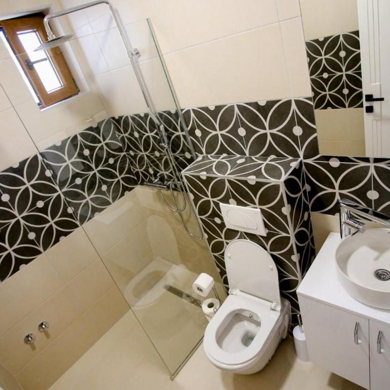 Apartments & Rooms ARCH - One-Bedroom Apartment - 5
