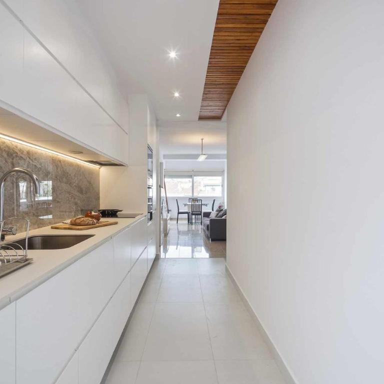 Apartment Marti - Three-Bedroom Apartment - 7