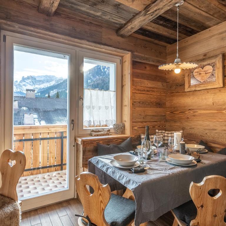 Laurino Apartment - Appartamento con 2 Camere da Letto e Balcone - 1