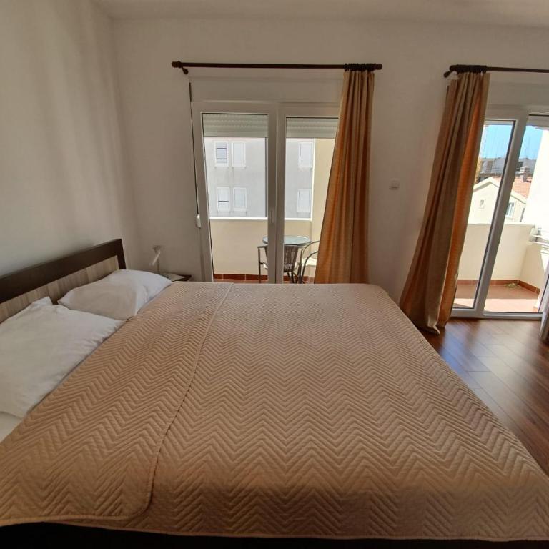 Apartments Teodora - Studio sa Balkonom - 1