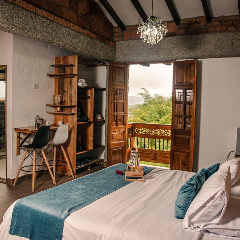 Hotel Santa Laura - Suite con balcón - 2