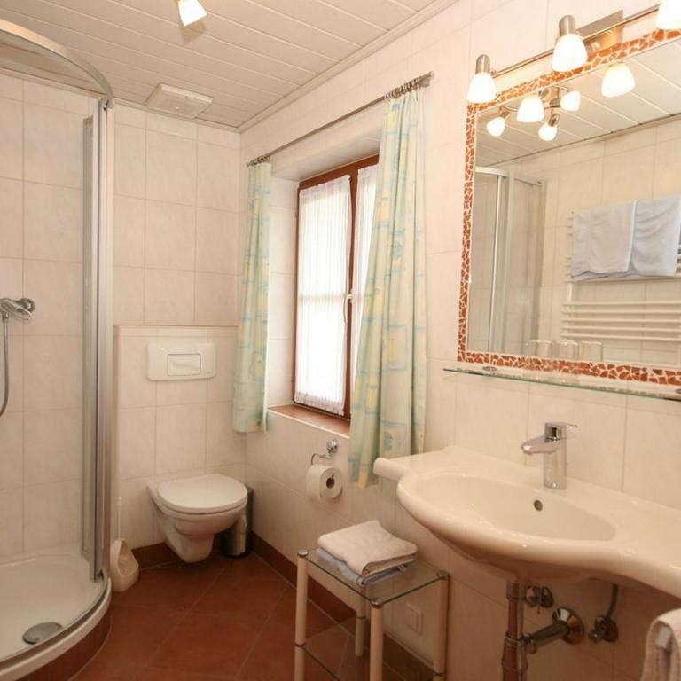 Haus Meissnitzer - Doppelzimmer mit Balkon - 2