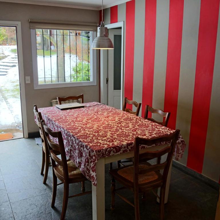 Torcazas - Casa Unifamiliar de 3 dormitorios - 90