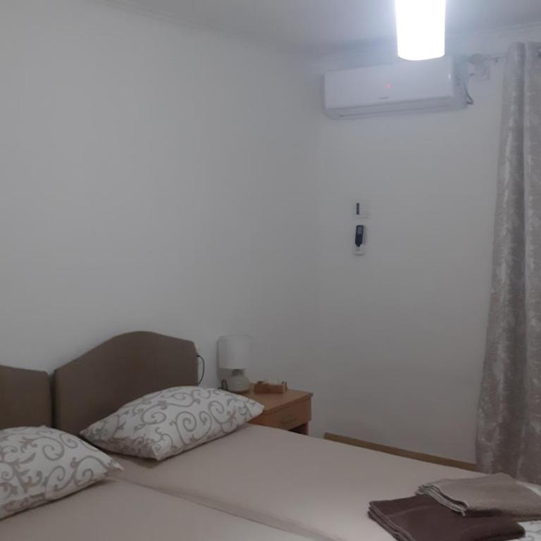Vicky Apartments - Triple Room with Terrace - 28