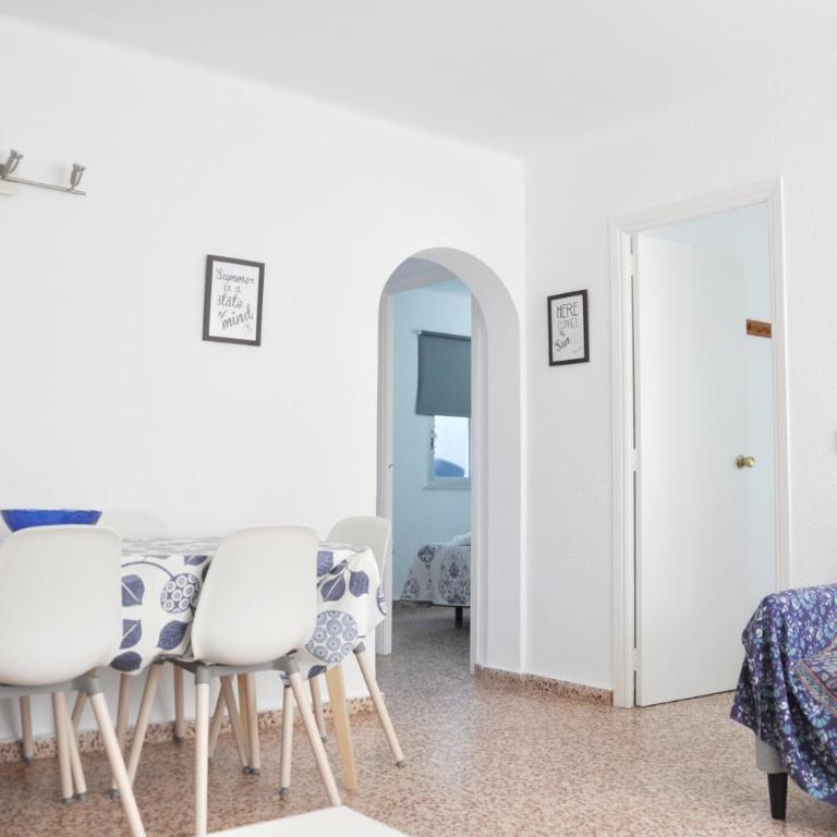 Apartamentos Las Rosas - Apartamento de 3 dormitorios - Planta 1 - 1