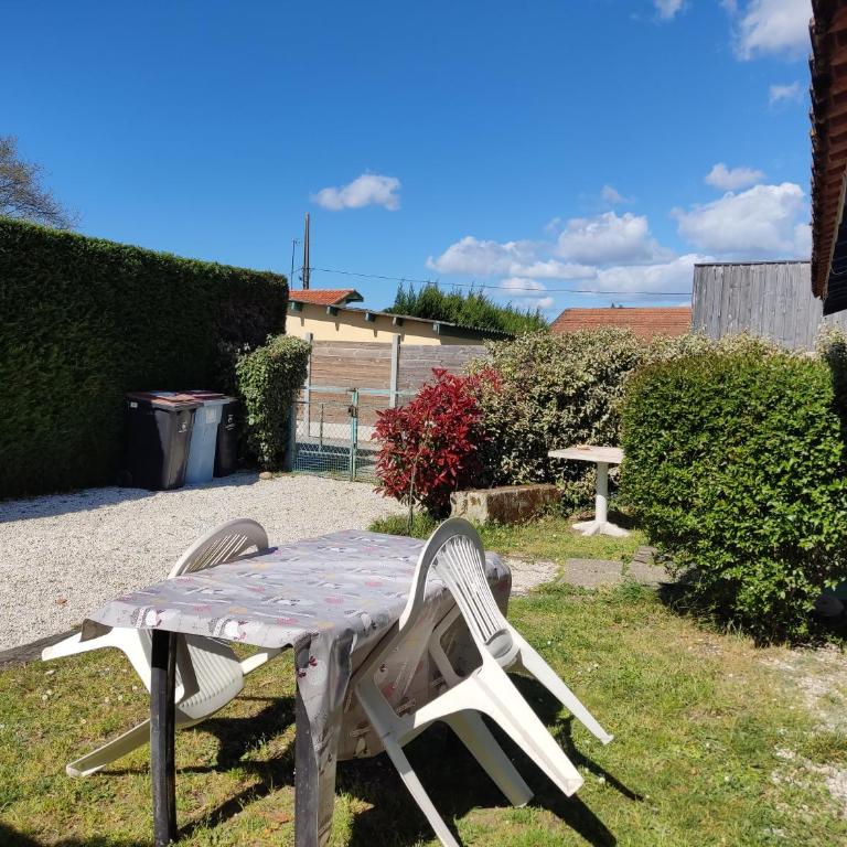 Les Cigales du Bassin - Chambre Double - Vue sur Parc - 10