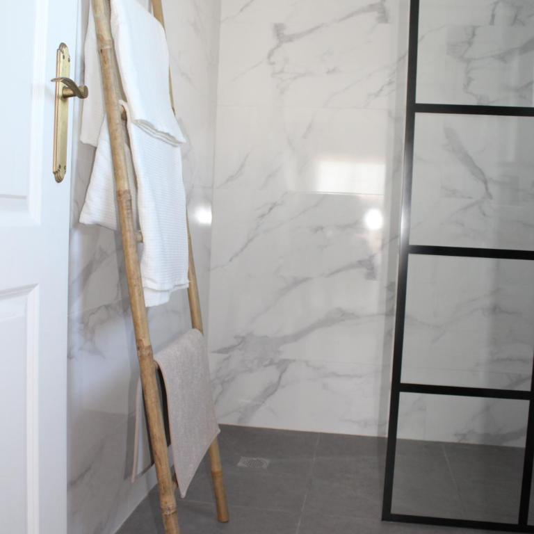 Brand new studio with terrace and BBQ close to city center - Apartamento de 1 dormitorio - 20