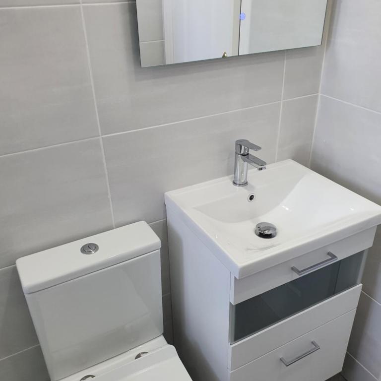 Alhaurin Golf Apartment - Two-Bedroom Apartment - 21