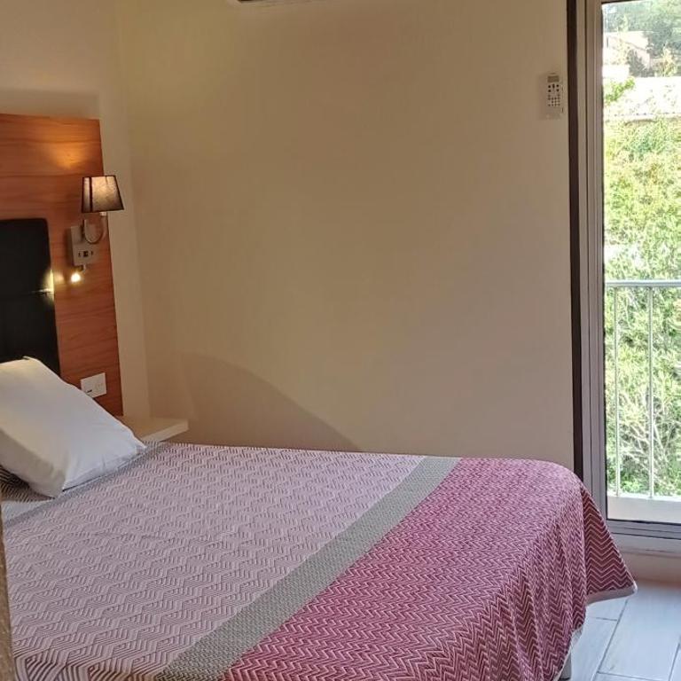 Brit Hotel Confort Hélios Agde - Chambre Double - Piscine Chauffée et Parking Gratuit - 2