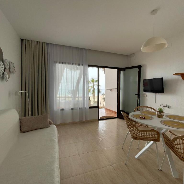 Apartamentos Haus Am Meer - Apartamento de 1 dormitorio con terraza y vistas al mar (2 adultos + 2 niños) - 4