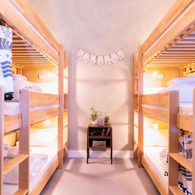 HOPESTEL Secret Garden Napoli - Posto Letto in Dormitorio Misto con 6 Letti - 4