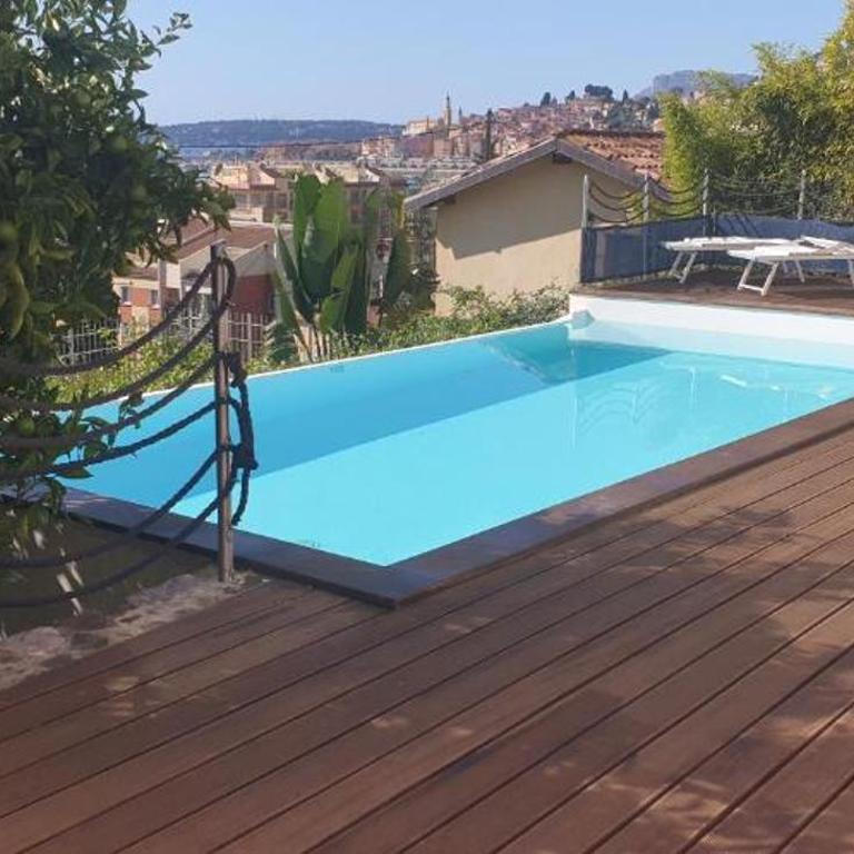 Luxurious penthouse with magnificent views over the bay of Menton - Appartement 3 Chambres - 30