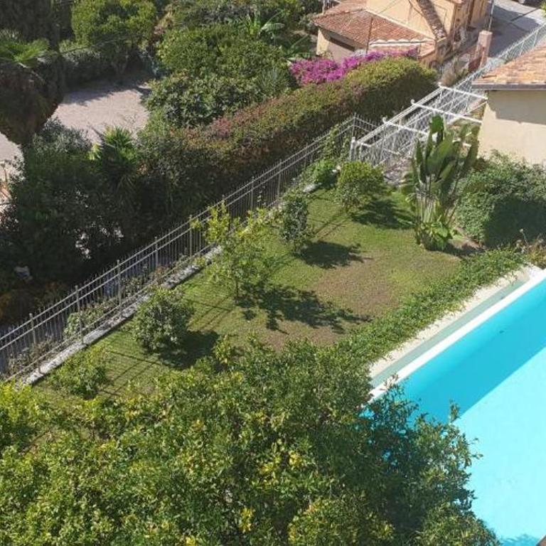 Luxurious penthouse with magnificent views over the bay of Menton - Appartement 3 Chambres - 32