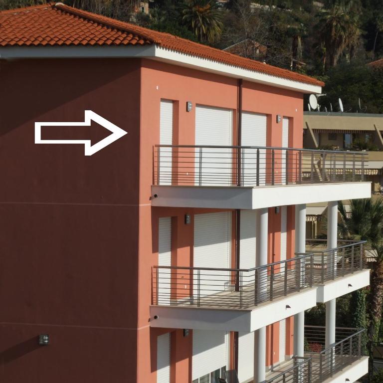 Luxurious penthouse with magnificent views over the bay of Menton - Appartement 3 Chambres - 37