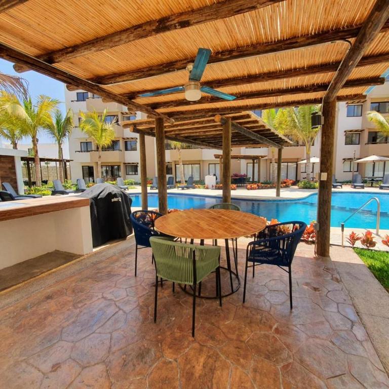 AMBAR BY HAUSING - Pet Friendly - Premium Quadruple Room - 12