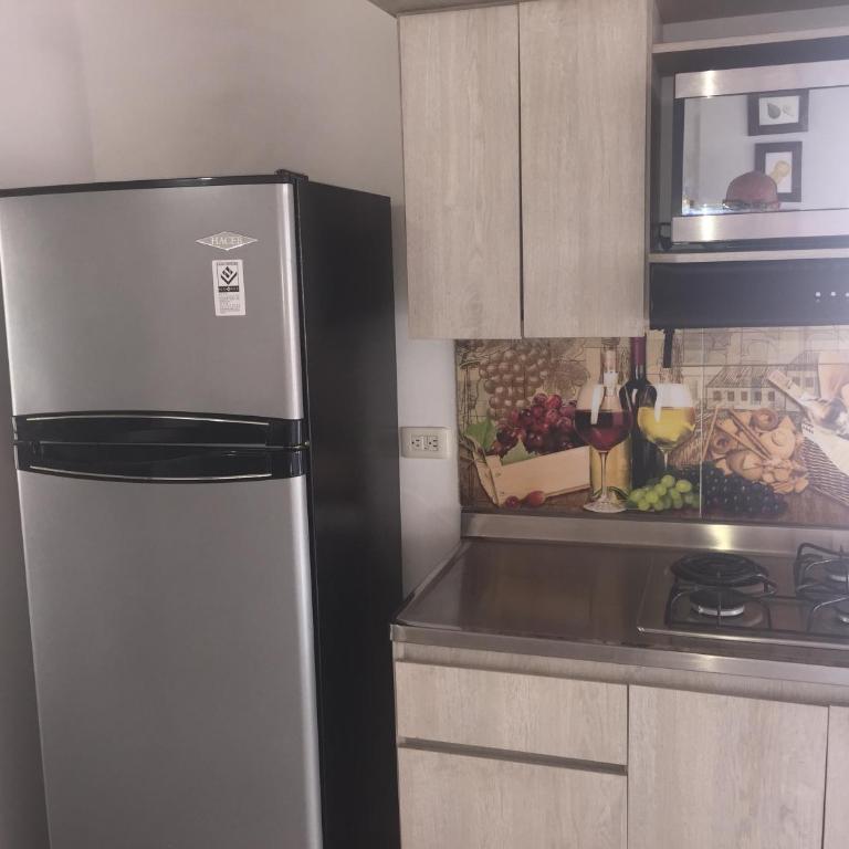Apartamento Lof, Dúplex, iluminado, bueno , céntrico y bien ubicado en Laureles estadio - Apartamento de 2 dormitorios - 42