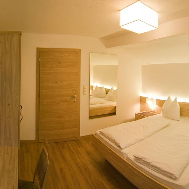 Garni Appartement Alpenresidence - Apartamento con vistas a las montañas - 36