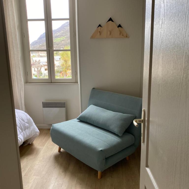 Très bel appartement T3 HYPER CENTRE ENTIEREMENT RENOVE EN 2022 - Appartement 2 Chambres - 25