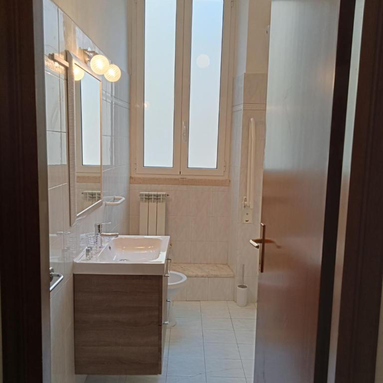 Your Colosseum Home - Appartamento con 1 Camera da Letto - 20