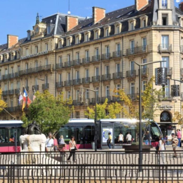 Appartement cosy en centre ville avec SPA et jardin - Appartement Supérieur - 34