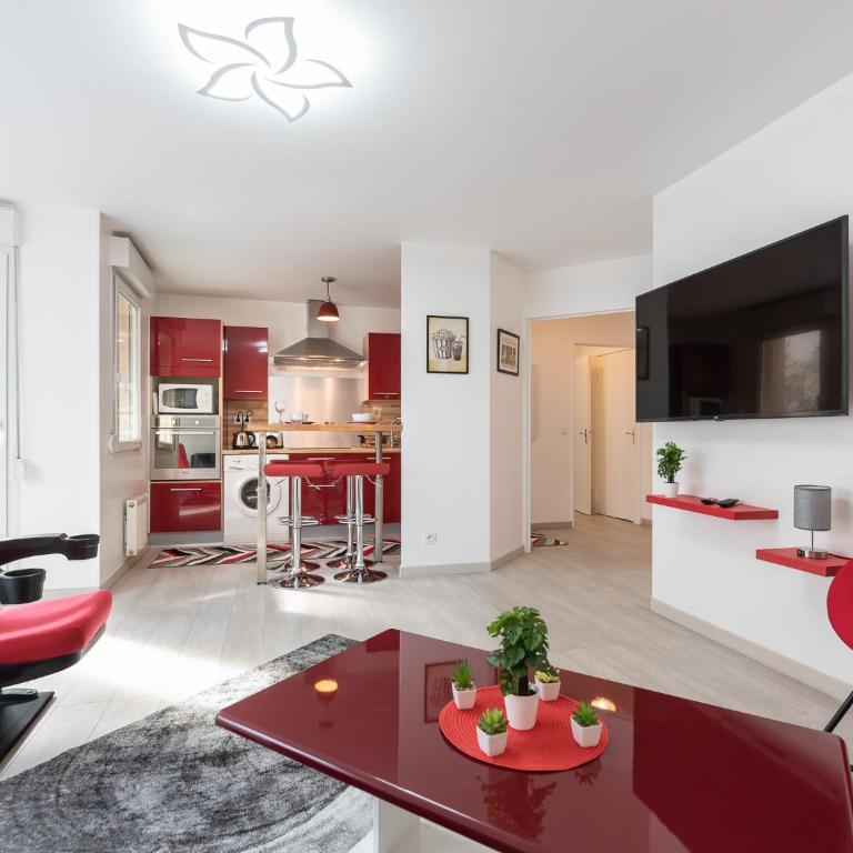 LE STELLA - HYPERCENTRE GARAGE GRATUIT WiFi NETFLIX AMAZON PRIME PROCHE PARC TETE D'OR - Appartement 1 Chambre - 3