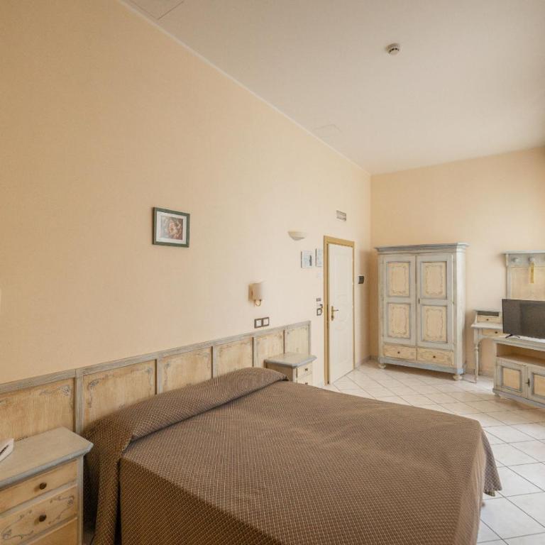 Villa Santa Margherita - Albergo - Camera Matrimoniale/Doppia con Letti Singoli - 1