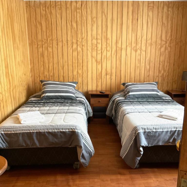 Hostal Balmaceda - Habitación Doble - 2 camas - 1