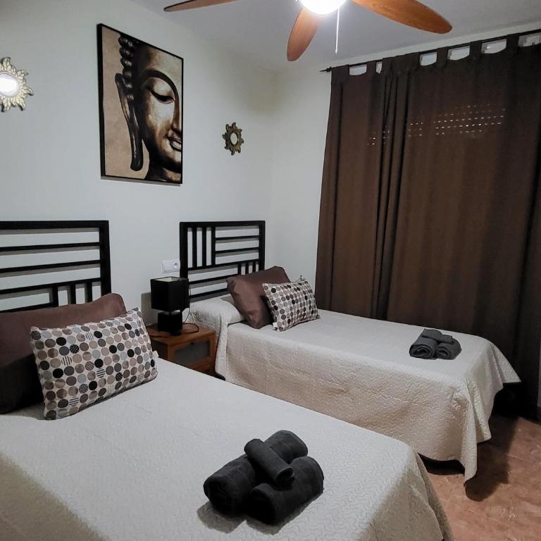 Bajo de esencia relajante con piscina privada y patio! - Apartamento de 2 dormitorios - 24