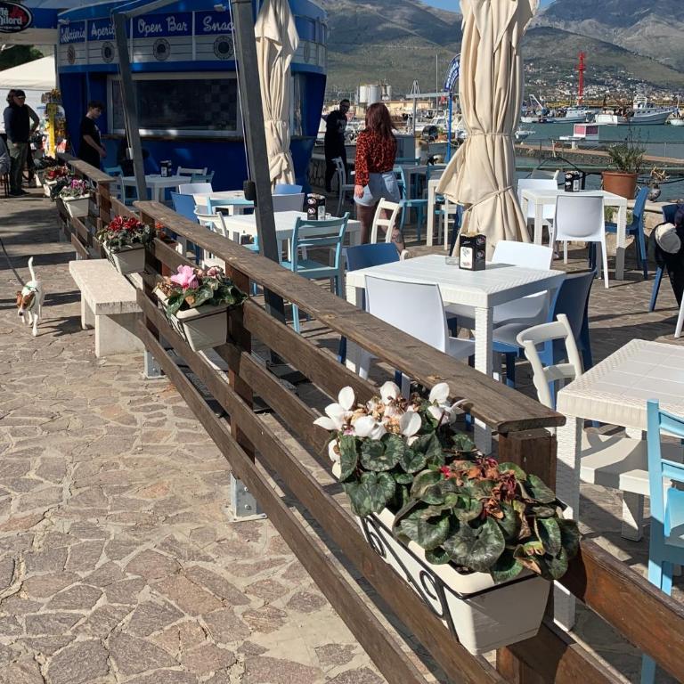 Blue House - Monolocale su 2 Livelli - 11